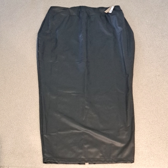 SKIMS MICRO LEATHER SKIRT  2X - Picture 4 of 10